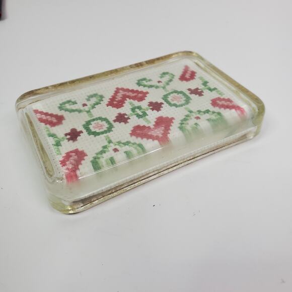 Vintage 83' Hearts Floral Cross Stitch Handmade Glass Paperweight Office Decor - Picture 9 of 11